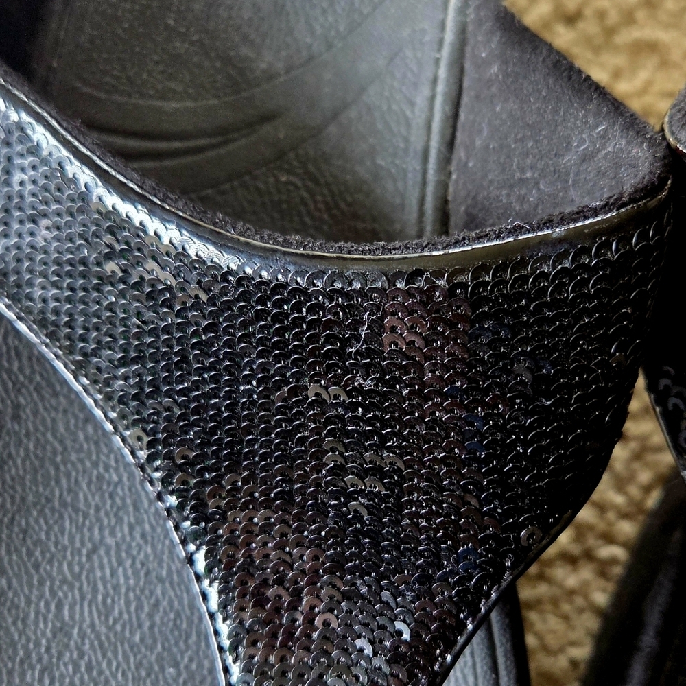 FitFlop Lulu Glitter Toe Thong T Strap Sandals Women's Black Size 7 - Picture 3 of 8